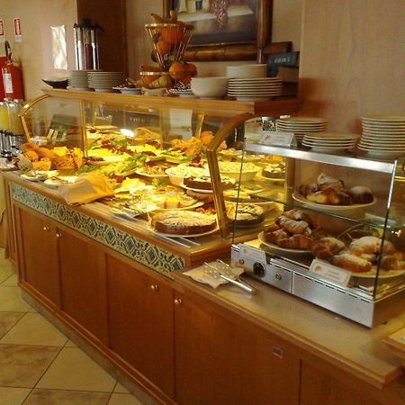 Apulia Hotel Taranto Ara Solis Lido Azzurro Eksteriør bilde