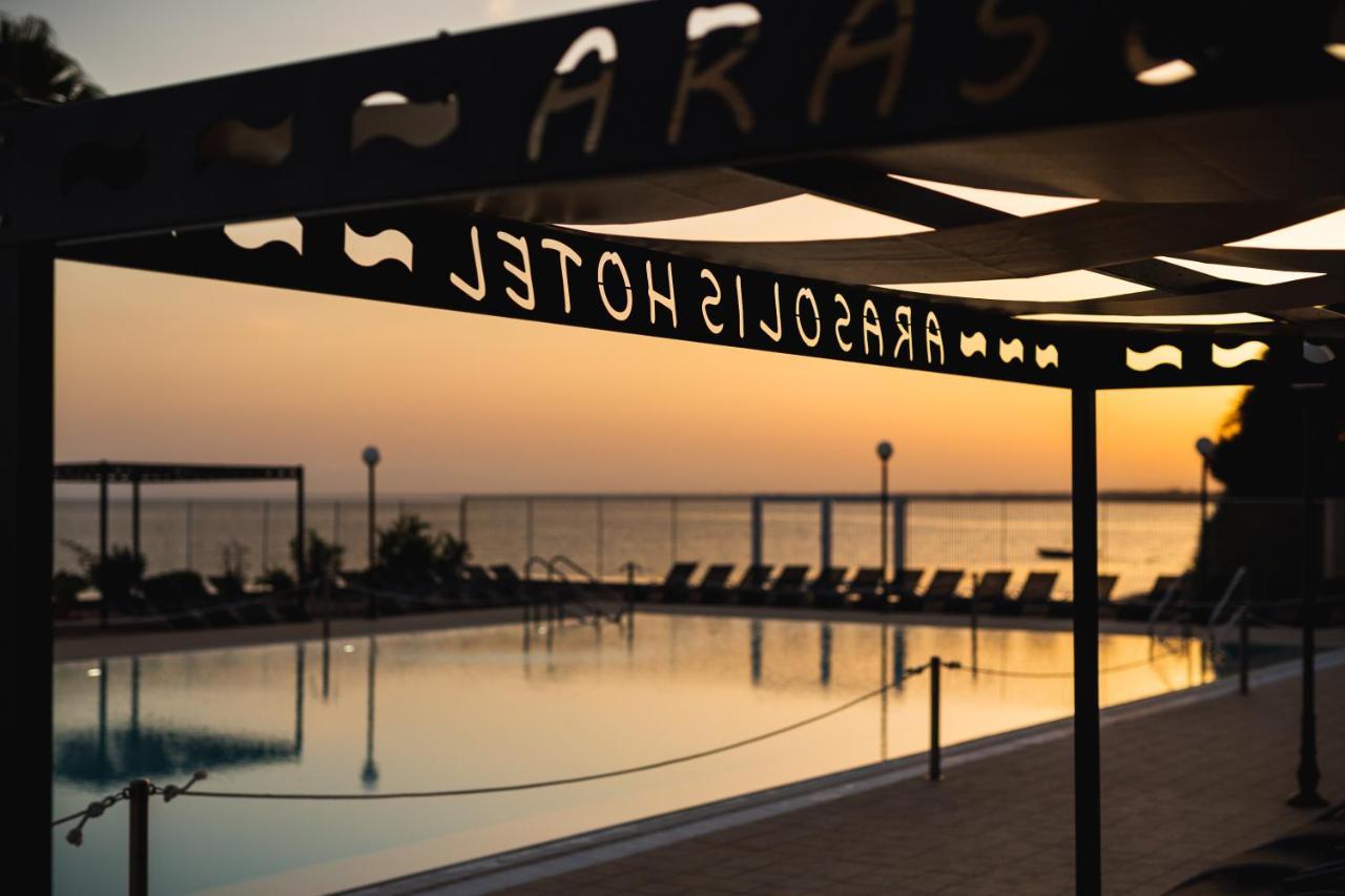 Apulia Hotel Taranto Ara Solis Lido Azzurro Eksteriør bilde