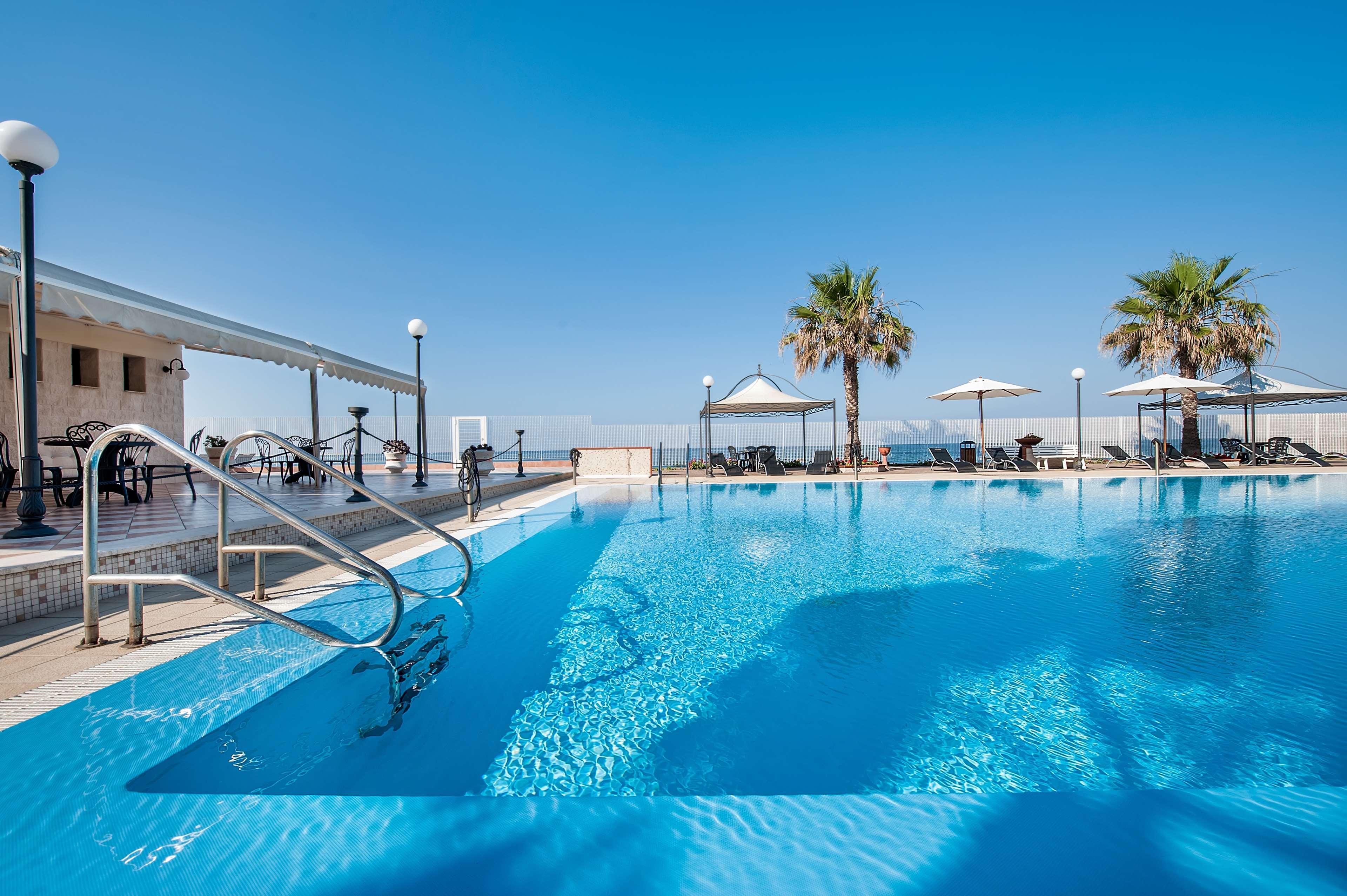 Apulia Hotel Taranto Ara Solis Lido Azzurro Eksteriør bilde