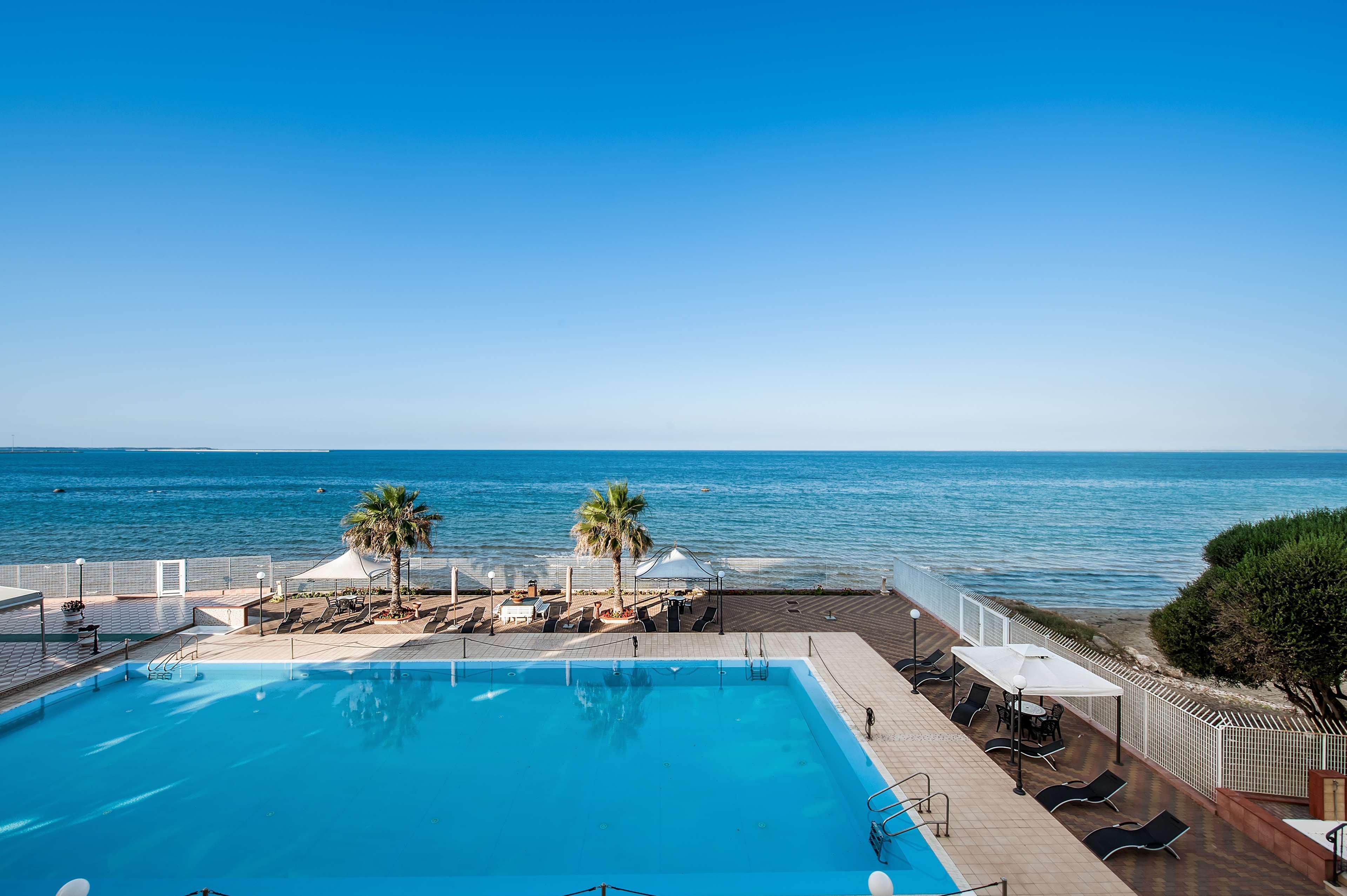 Apulia Hotel Taranto Ara Solis Lido Azzurro Eksteriør bilde