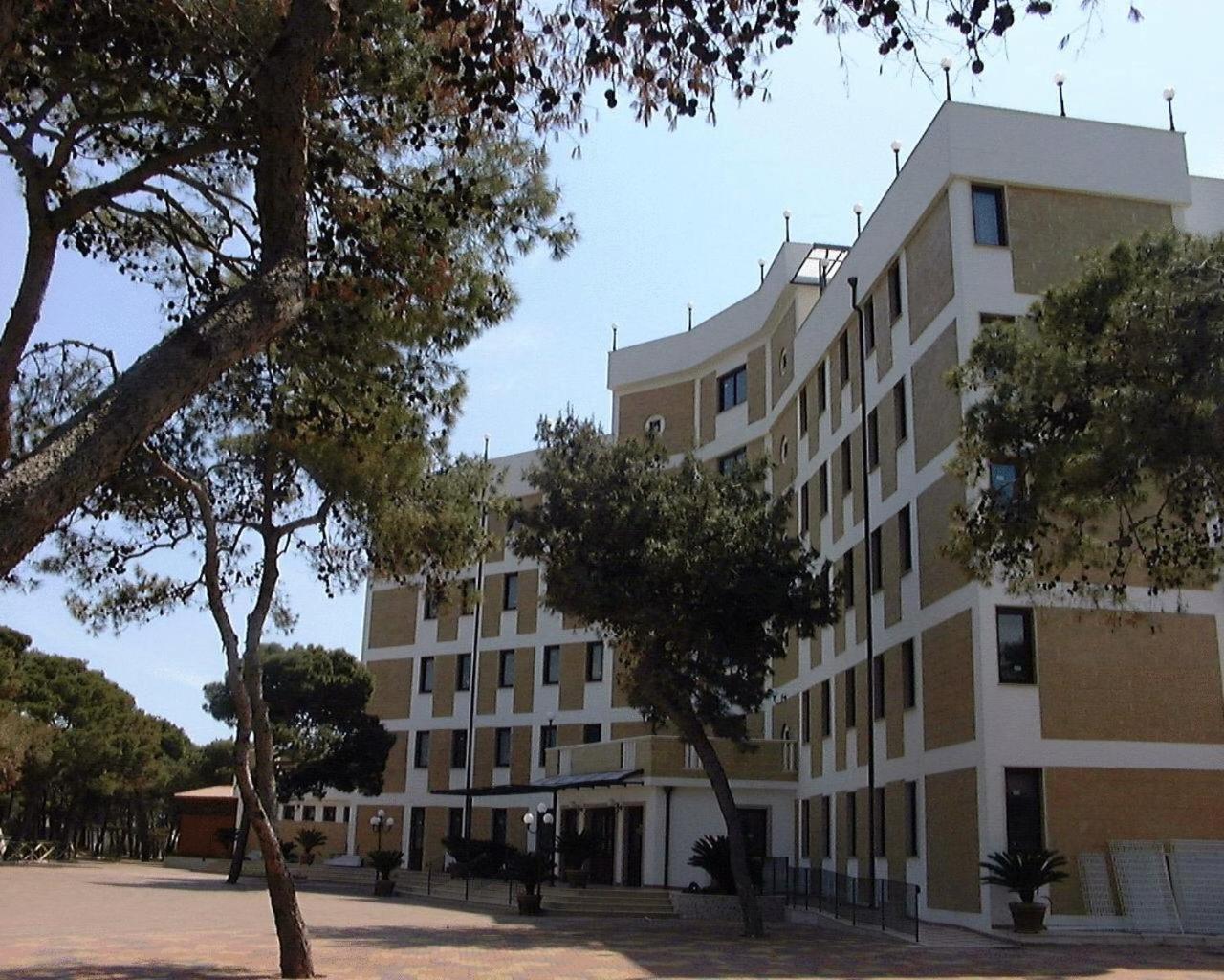 Apulia Hotel Taranto Ara Solis Lido Azzurro Eksteriør bilde